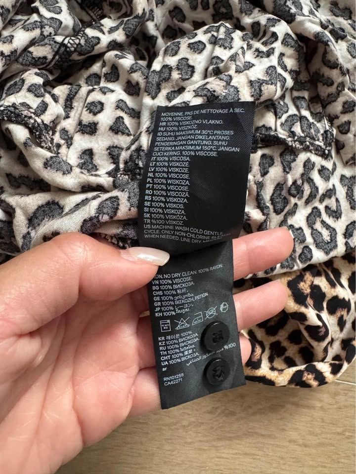 H&M Leopard Print Maxi Shirt Dress - photo 5
