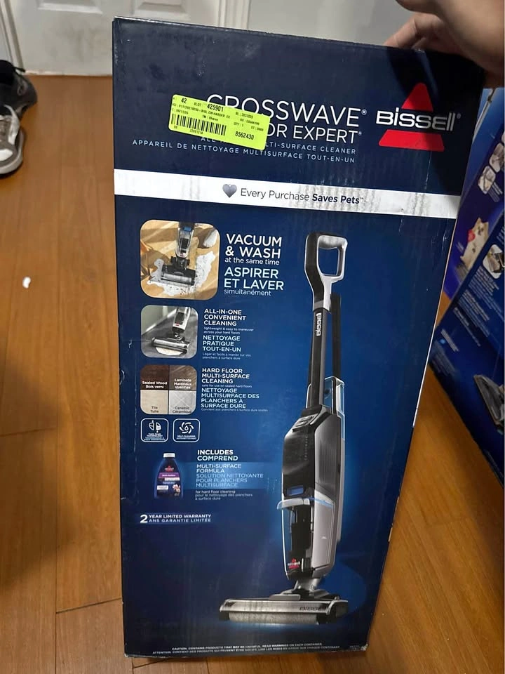 BRAND NEW IN BOX.. Bissell - CrossWave HF Expert - Wet Dry Vacuu