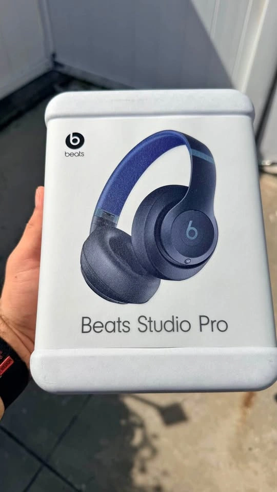 Beats Studio Pro Wireless Headphones