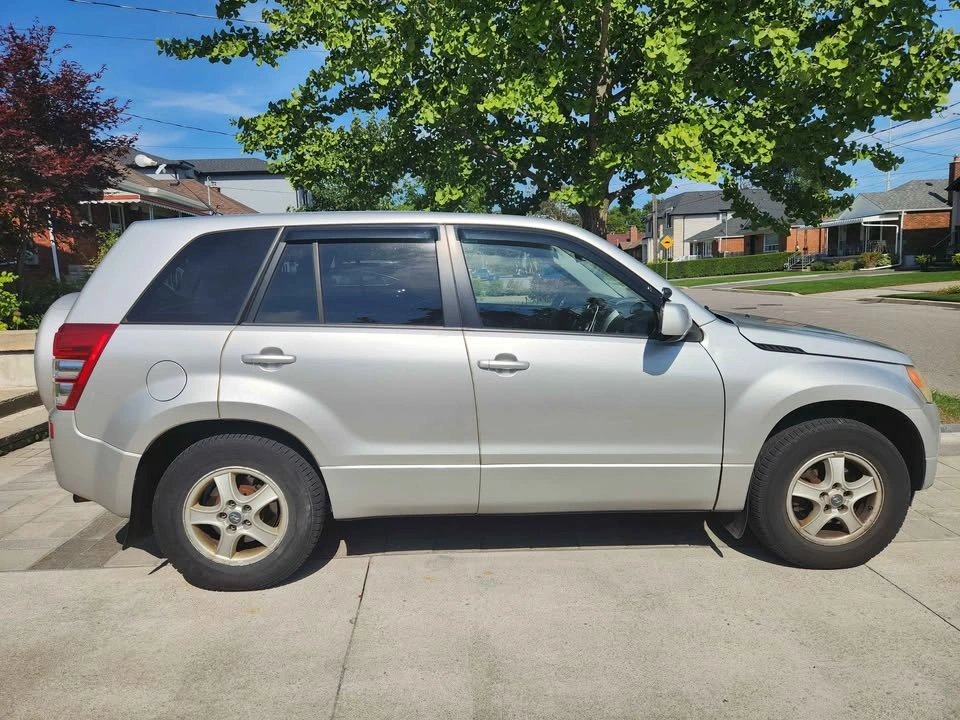 2011 Suzuki Grand Vitara - photo 3