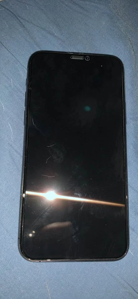 iPhone 11 Pro (brand new battery and screen) - photo 2