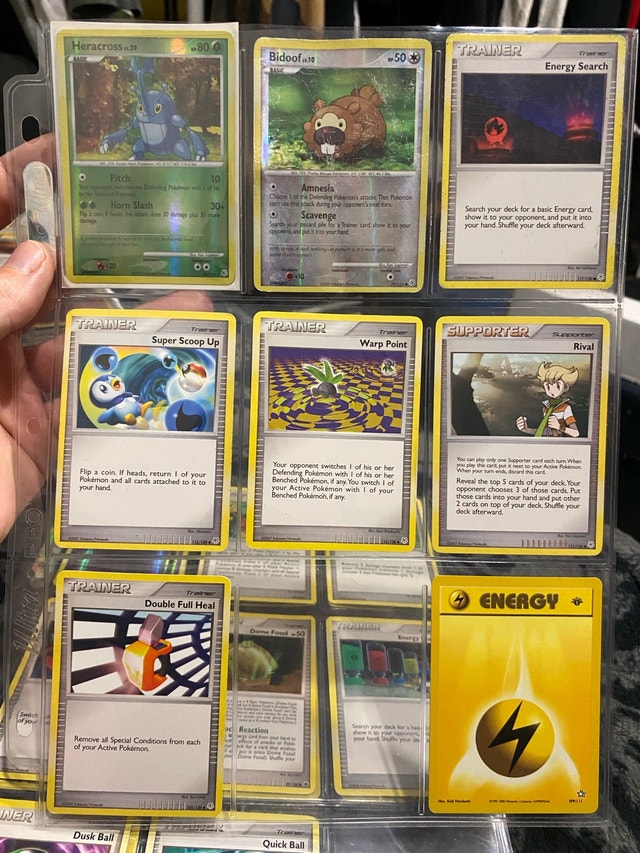 Vintage Pokémon Cards Pile 2 - photo 3
