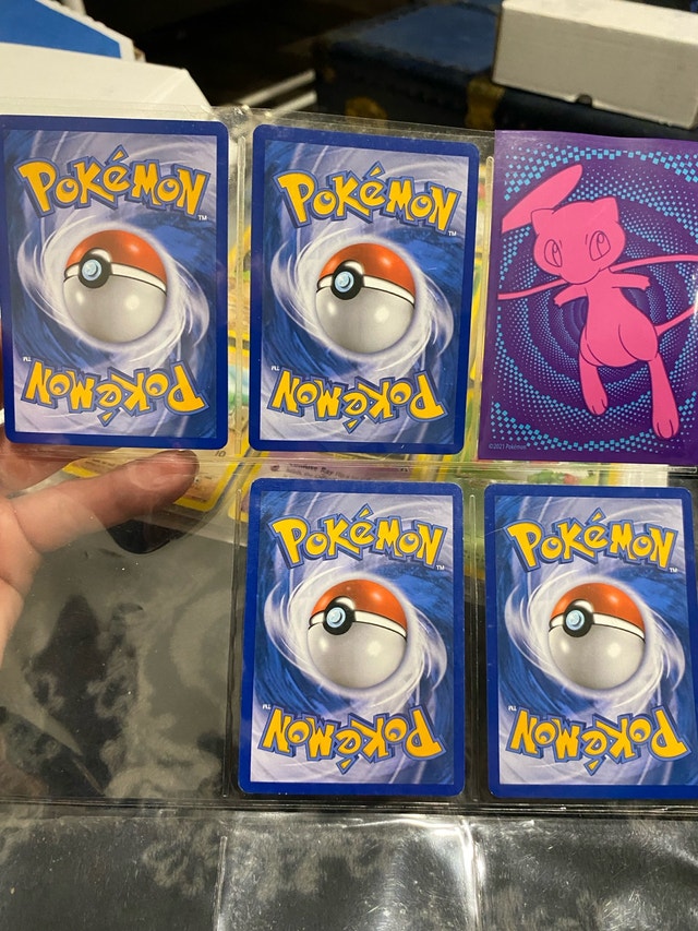 Platinum Arceus Pokémon Cards - photo 2