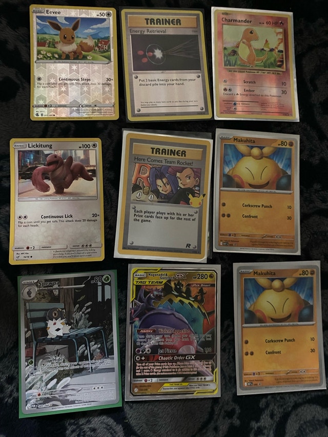 Pokémon Cards with mini binder hits and evolution cards