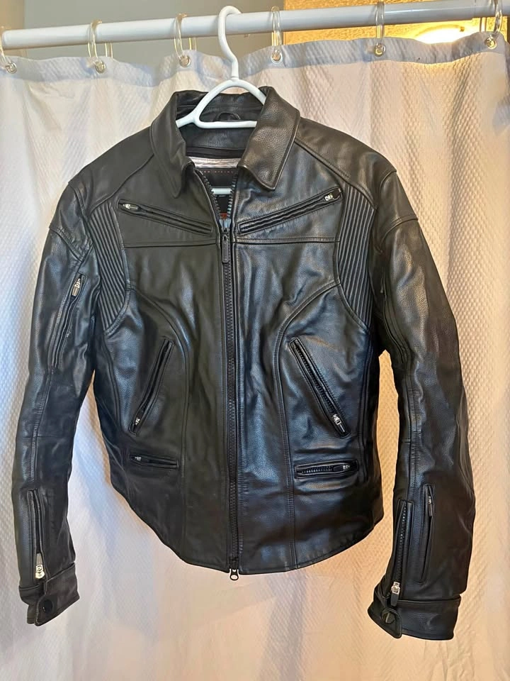 Leather riding jacket women’s medium