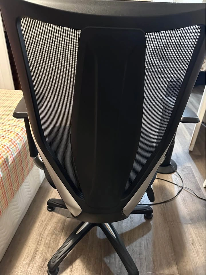 Black Mesh Office Chair – Ergonomic Desk Chair - photo 3