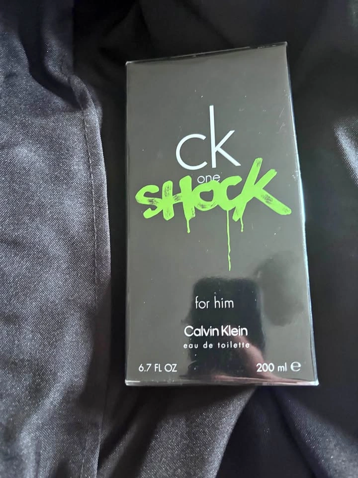 Calvin Klein CK One Shock for Him Eau de Toilette 200ml