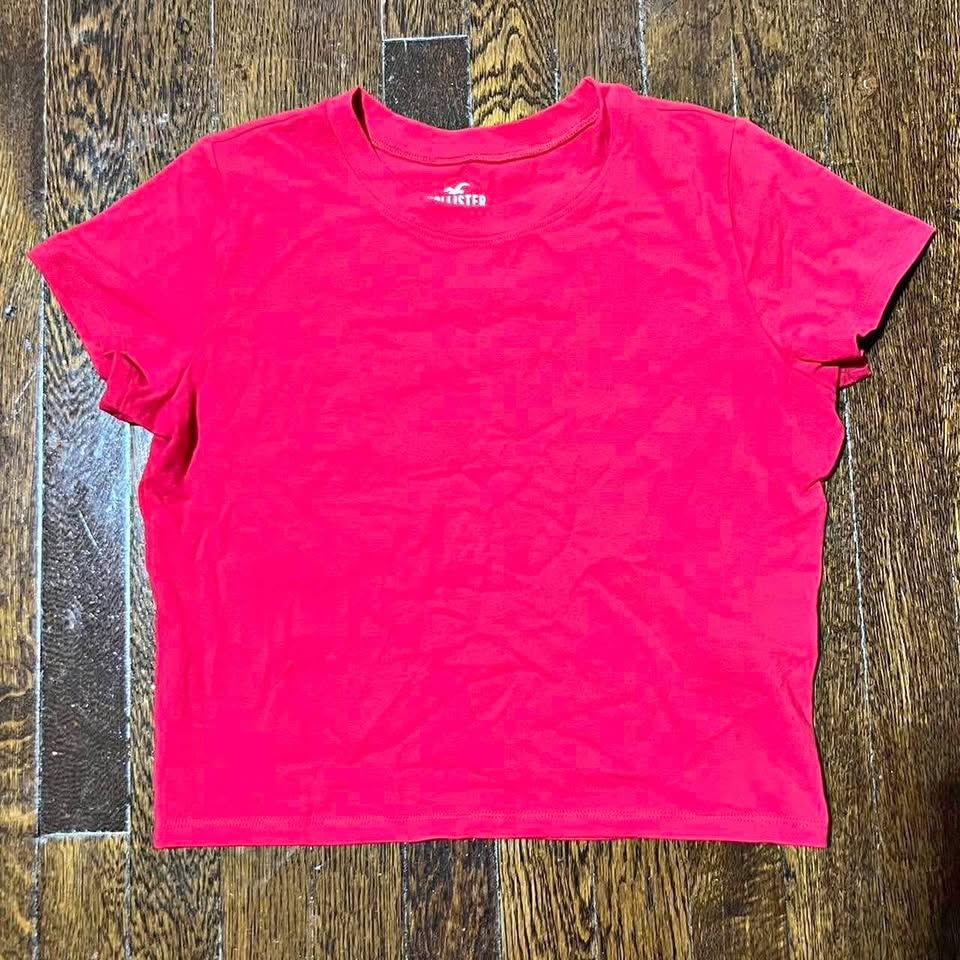 Hollister Baby Tee Shirt