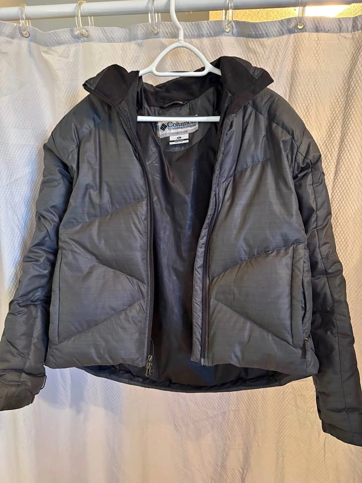 Columbia Titanium Down Jacket Size XL Women’s