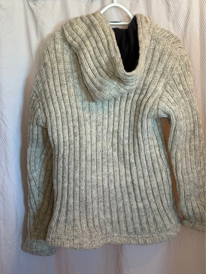 Wool jacket with hoodie and fleece liner. Medium - photo 2