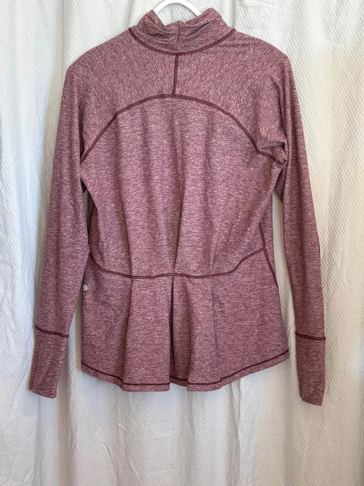 Lu Lu Lemon shirt size 12/14 - photo 2
