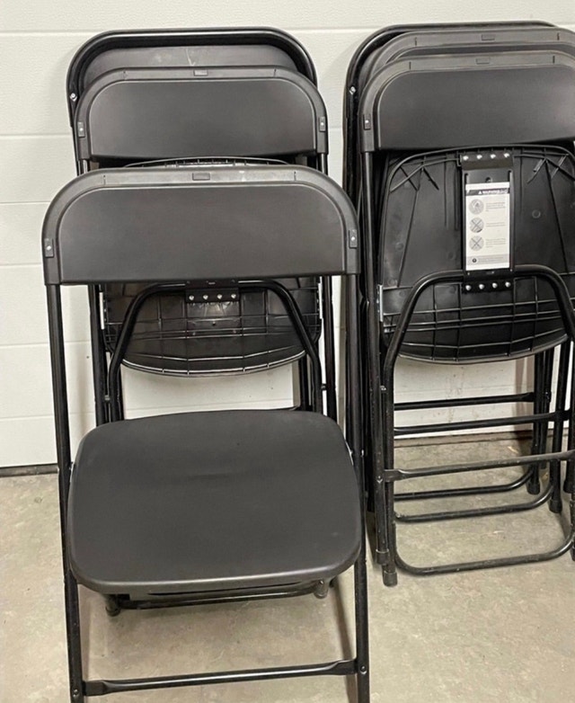 Black Folding Chairs - photo 2