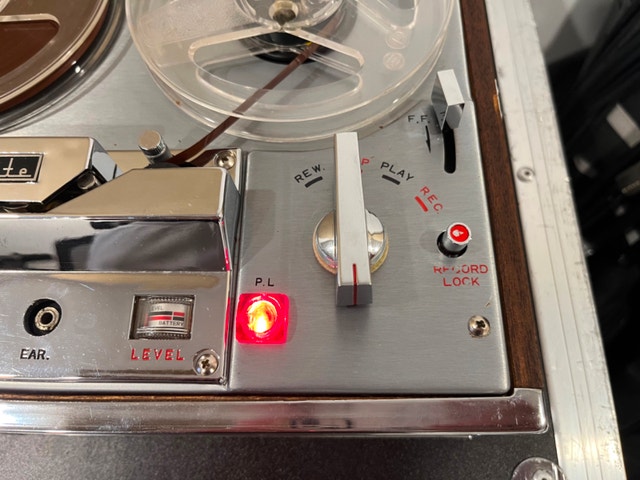 Juliette Model 606 Tape Recorder (Reel to Reel) - photo 3