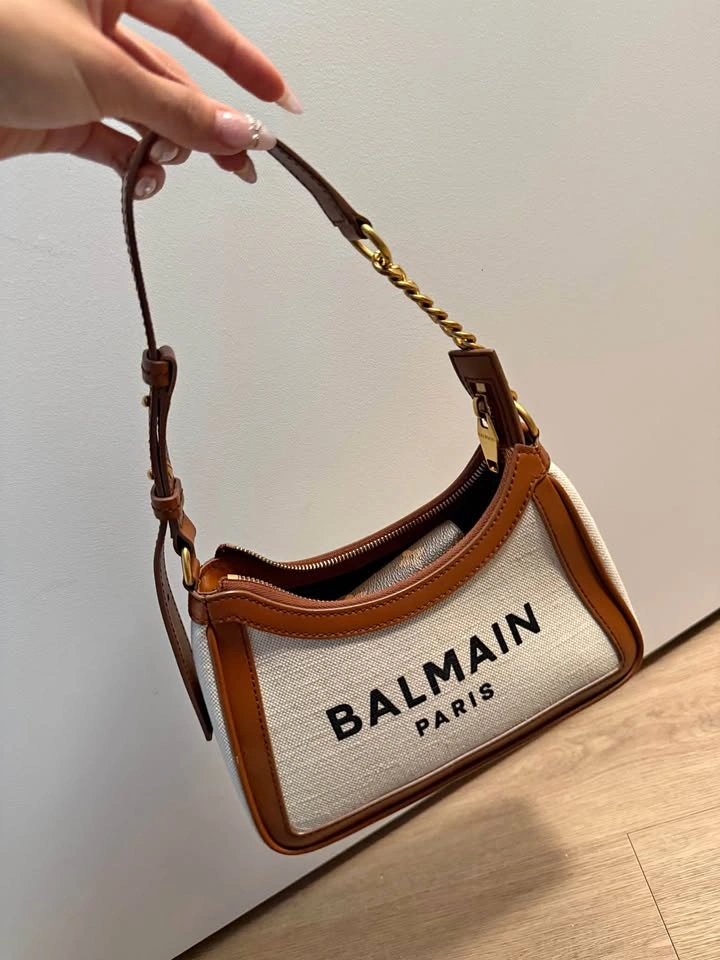 Balmain Shoulder bag