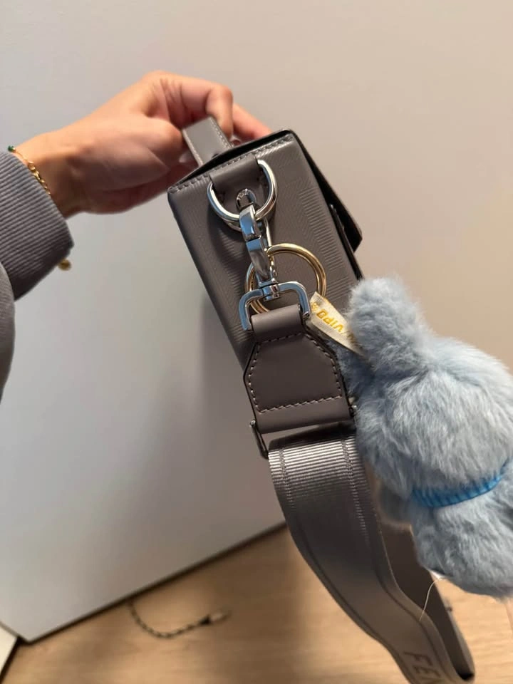 Unisex Fendi Grey soft trunk - photo 5