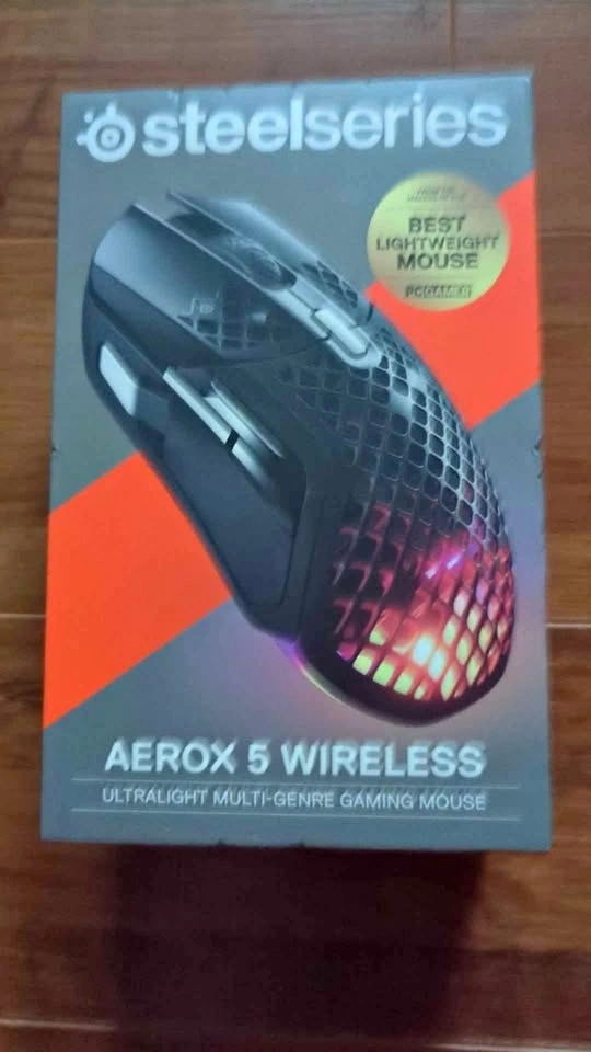 SteelSeries Aerox 5 Wireless - Brand New Open Box