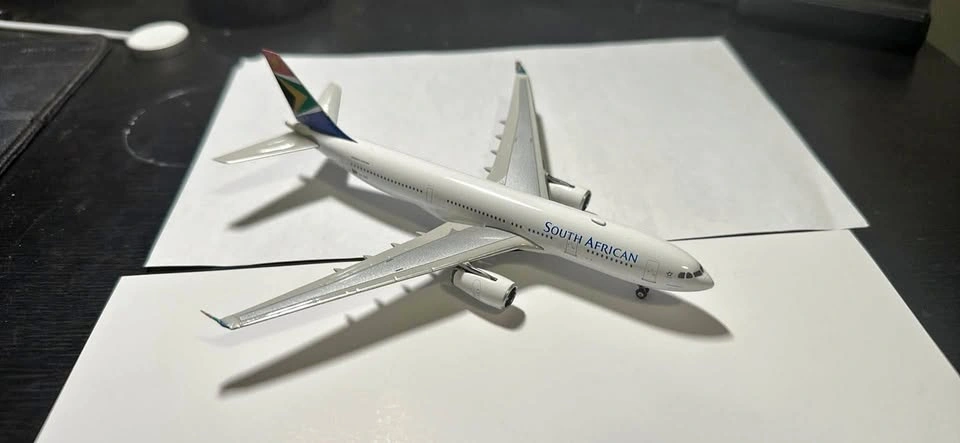1:400 South African A330-200