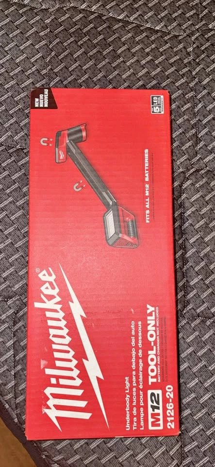 Milwaukee M12 Underbody Light 2126-20