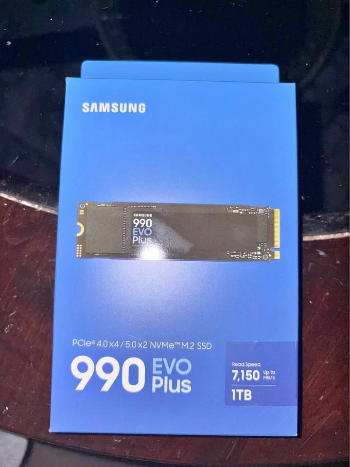 Samsung 990 EVO Plus 1TB NVMe M.2 SSD