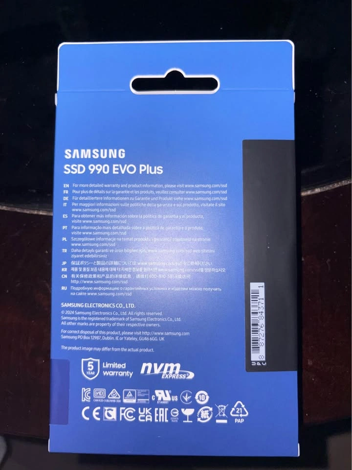 Samsung 990 EVO Plus 1TB NVMe M.2 SSD - photo 2
