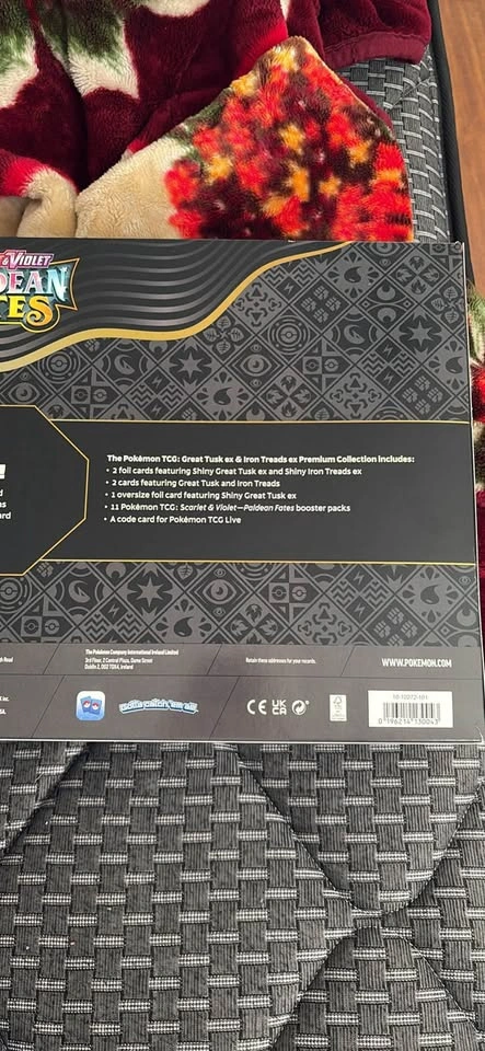 Pokémon TCG: Paldean Fates Great Tusk & Iron Treads Collection - photo 3