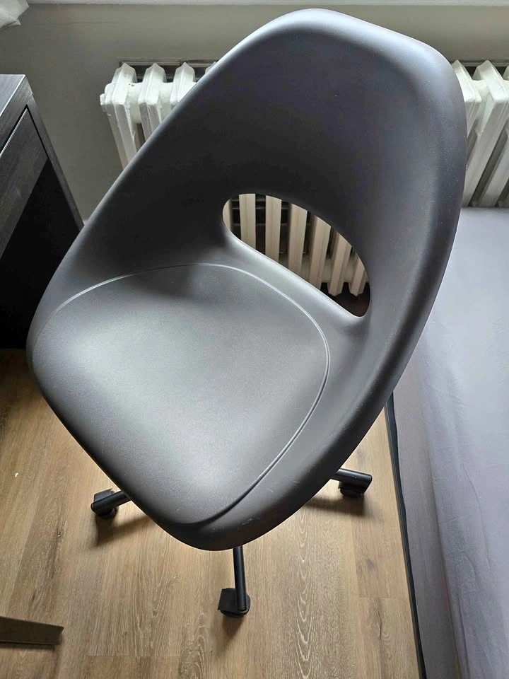 IKEA BLECKBERGET Swivel Chair