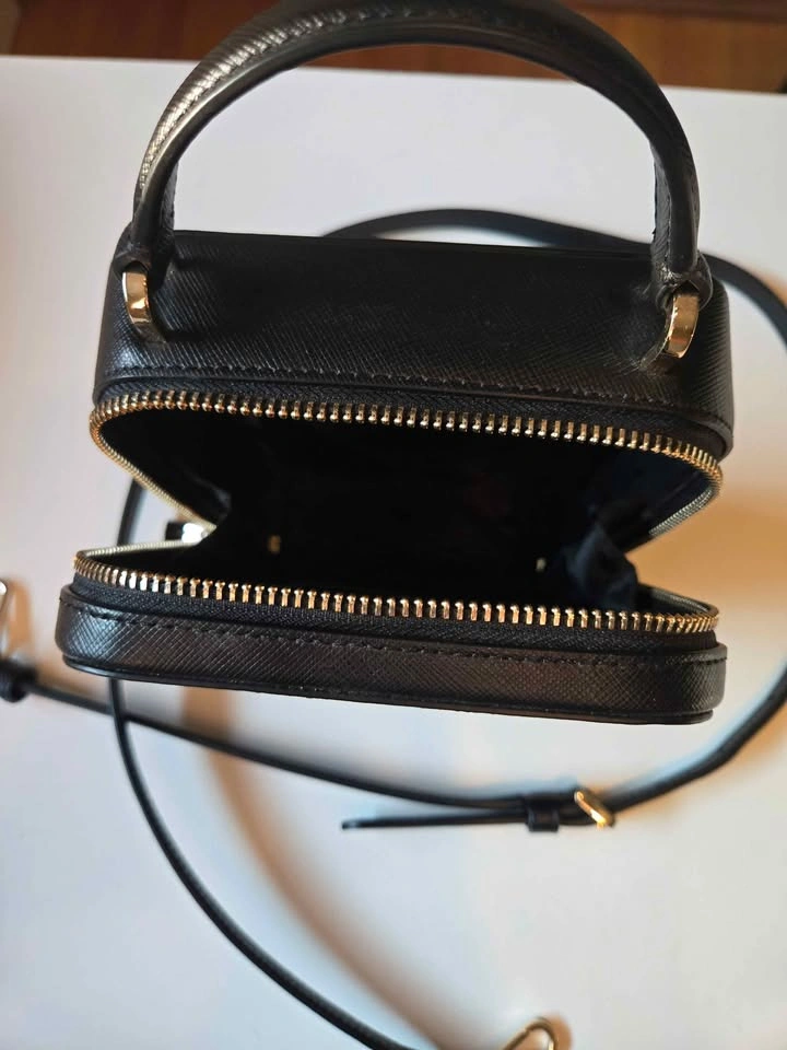 Brand New Kate Spade Daisy Vanity Crossbody Bag (Black) - photo 4