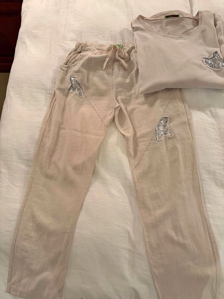 FOR HER Paris Italian Linen Two-Piece Lounge Set