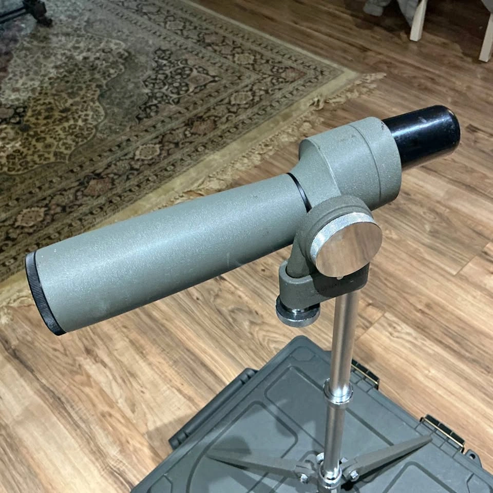 BUSHNELL SENTRY II SPOTTING SCOPE 20X WITH TRIPOD AND CASE