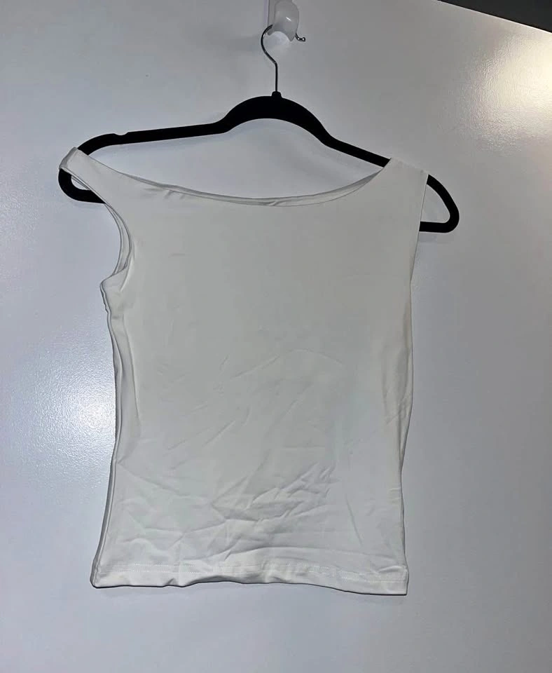 Brand new - Unworn - Womans top