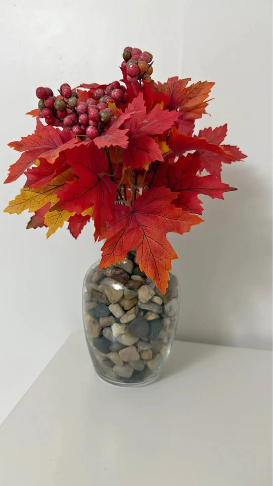 Artificial Flower Vase Décor