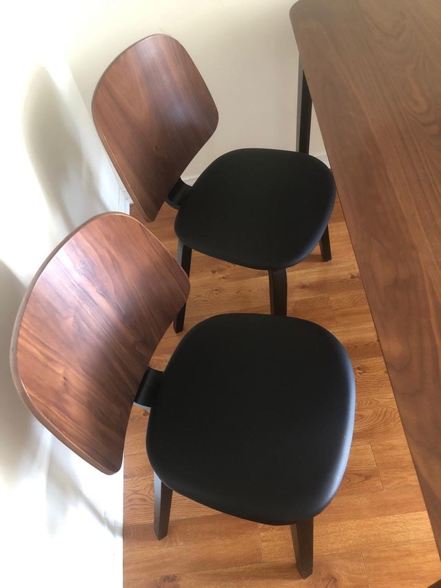 Dining Table and Chairs (serious buyers only) - photo 3