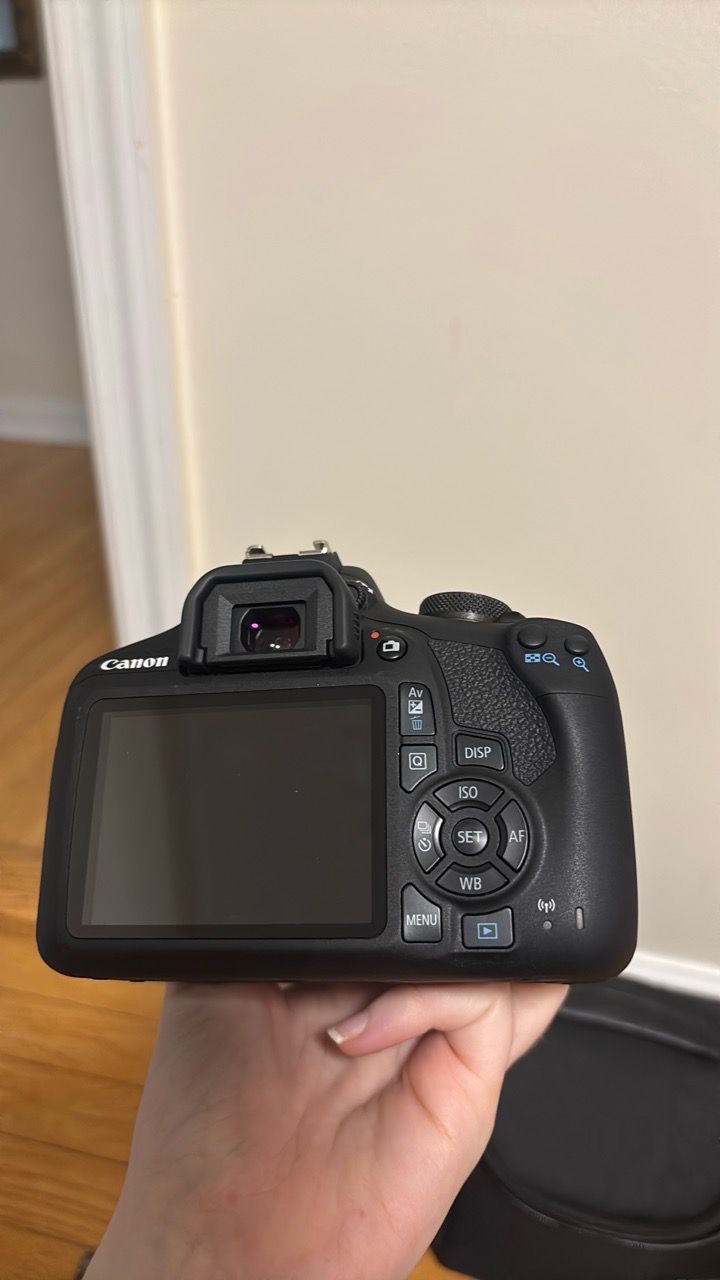 Canon Rebel T7 - photo 4