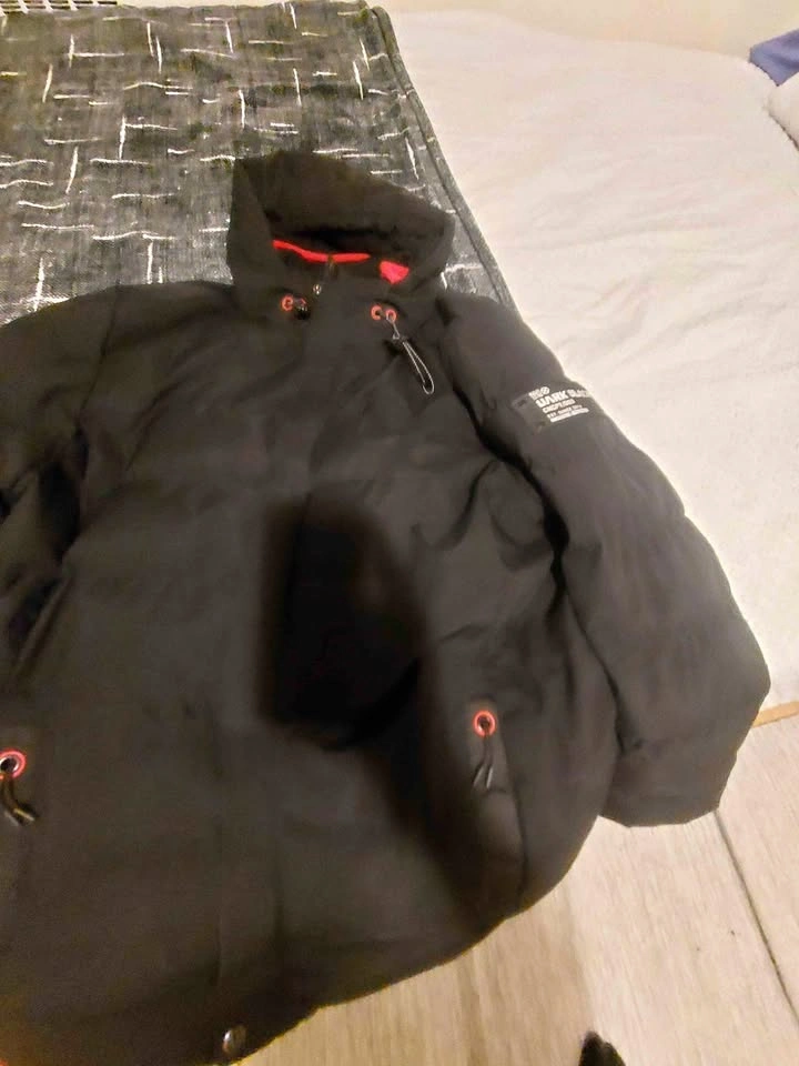 Dark black jacket (concept 003)