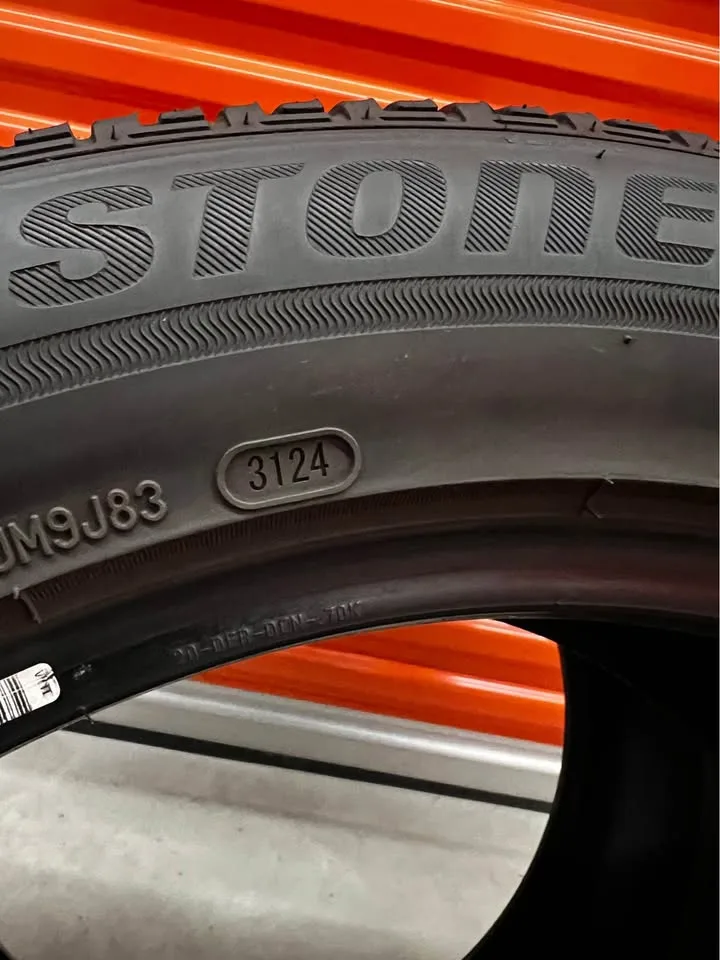 265/50R20 all season 2 tires Bridgestone (2024) image indicator(2)