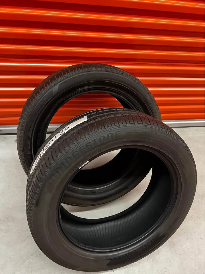 265/50R20 all season 2 tires Bridgestone (2024) image indicator(6)