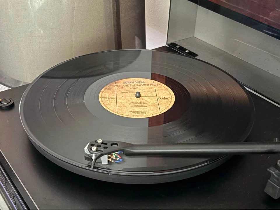 Duran Duran – Seven and the Ragged Tiger Vintage Vinyl LP - photo 2