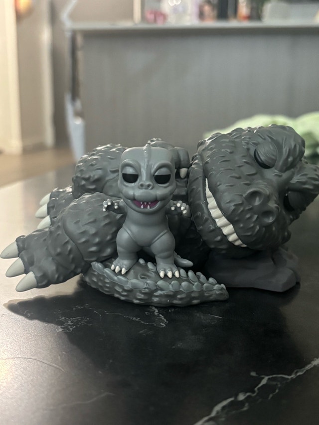 Funko POP! Super Sleeping Godzilla with Minilla #1954