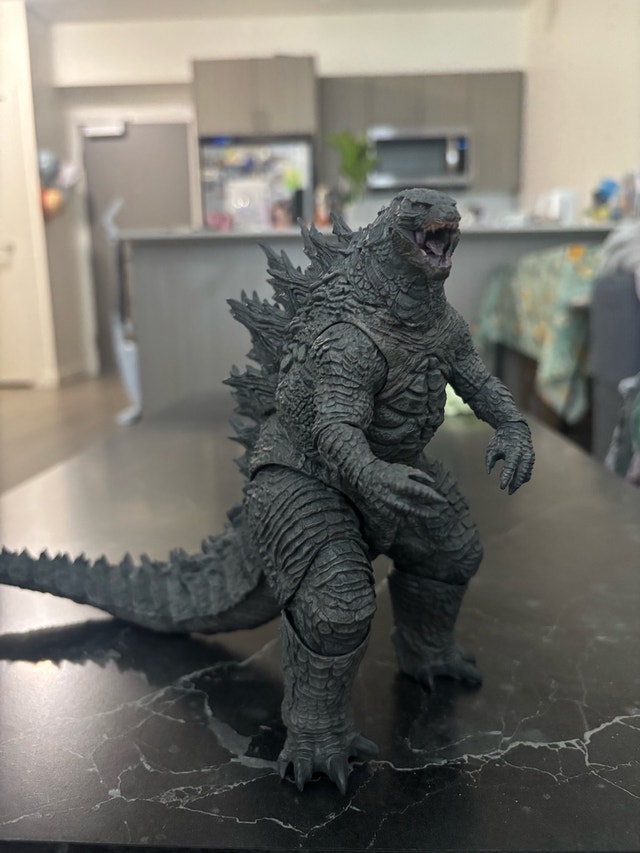 NECA Godzilla – 12” Head-to-Tail Action Figure (2019) - photo 2