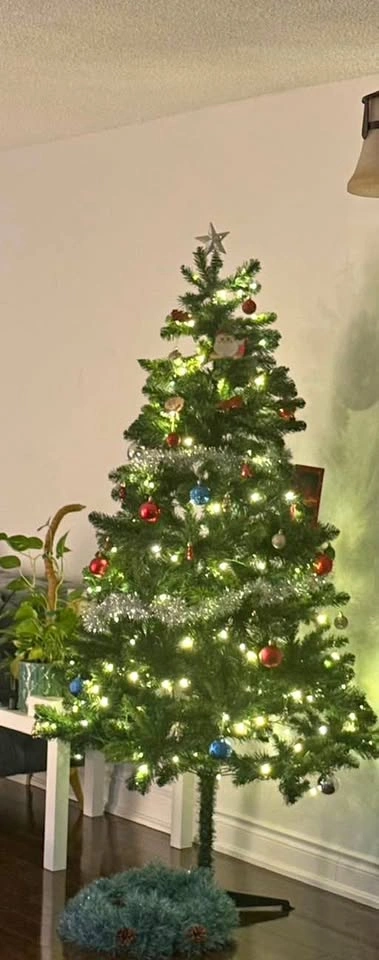 Pre-lit Christmas Tree with decor