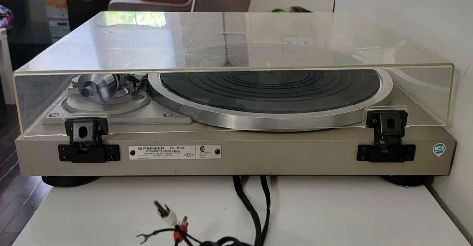 Vintage Pioneer Stereo Turntable image indicator(3)