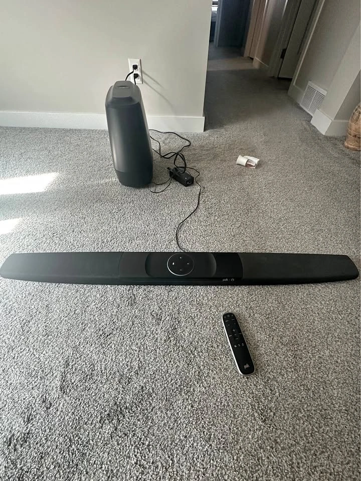 Polk Command Bar (with Built-in Alexa)