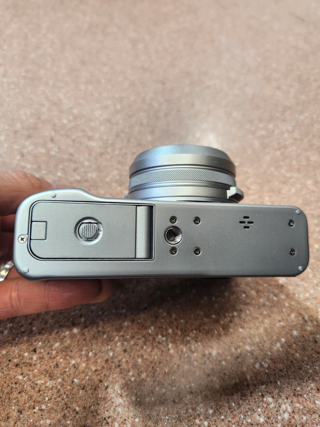 Fuji x100v - like brand New (only 4k shutter count) - photo 3