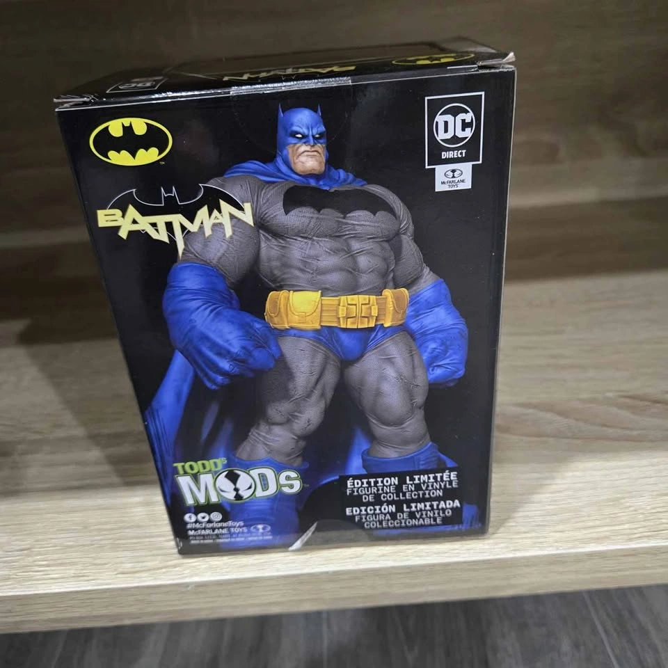McFarlane Toys DC Direct Todd's Mods Batman Limited Edition - photo 4