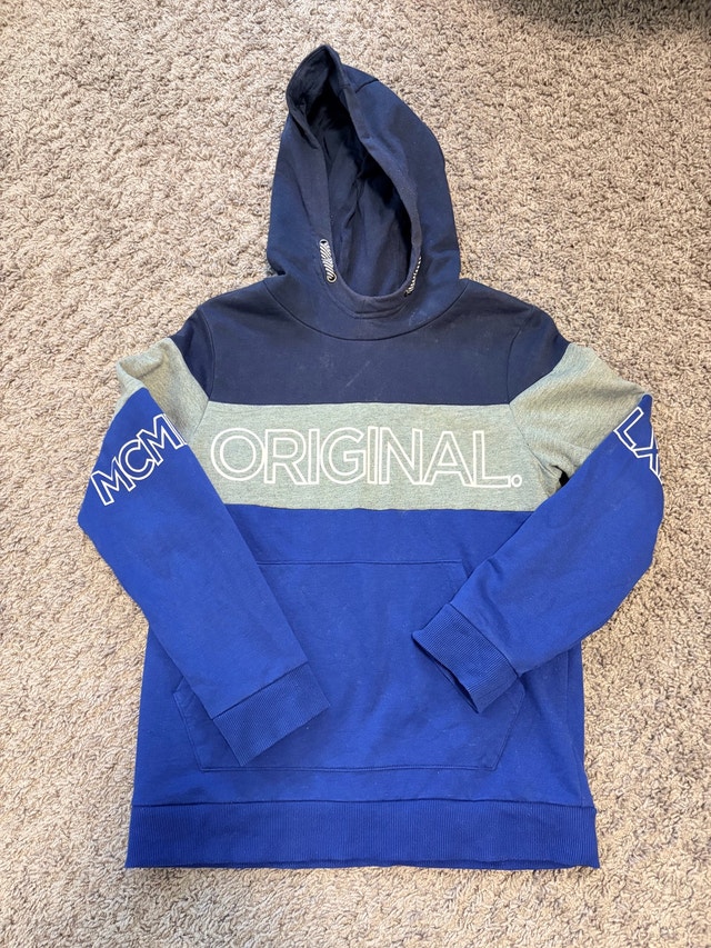 kids hoodies L