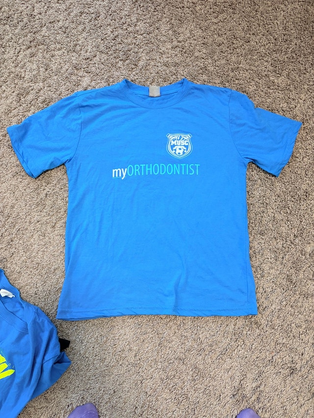 3pcs of kids tees L - photo 3