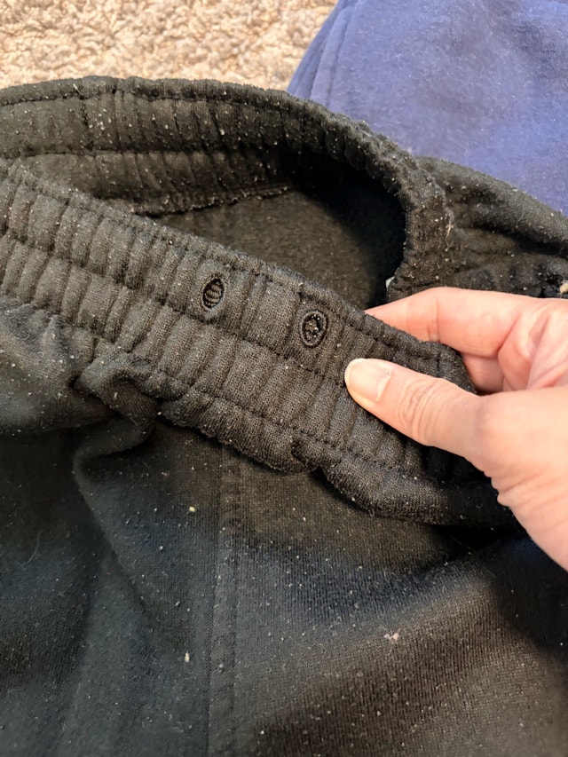 2 pcs of kids sweat pants L - photo 4