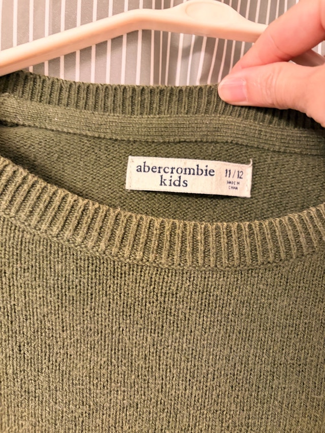 A&F kids sweaters 11/12 - photo 3
