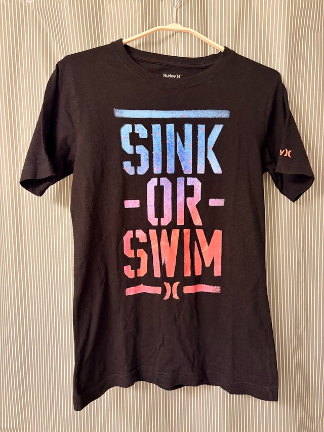 NWOT : Hurley kids tee L 12-13