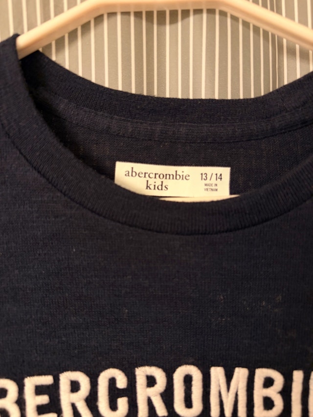 A&F kids long sleeve 13/14 - photo 2